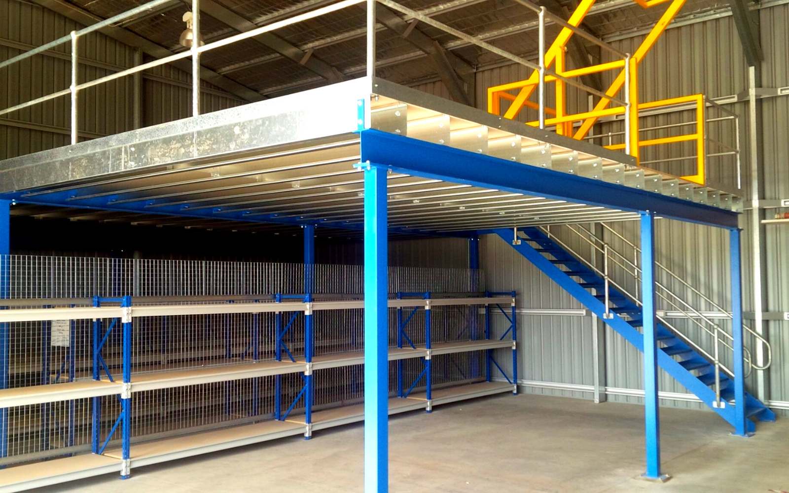 Mezzanine floor - Warehouse storage racking